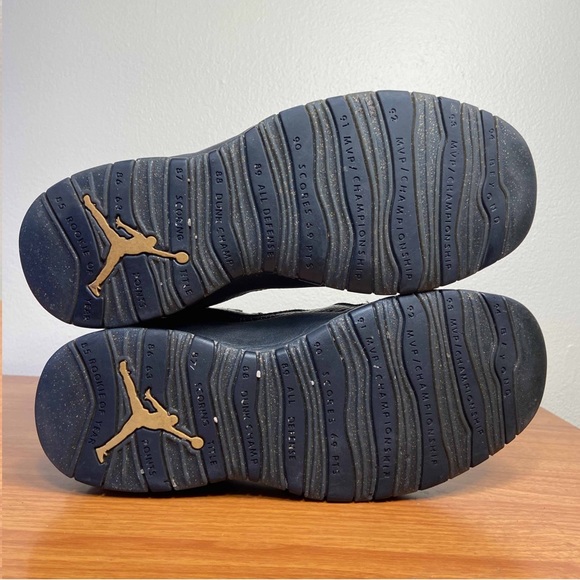 Jordan 10 NYC - Picture 6 of 9
